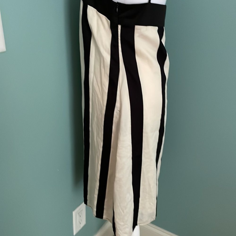 ✅NWOT- Zara Basic- black and white strapped dress, size MEDIUM